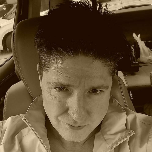 Meet your Posher, Michael - Picture 2 of 3